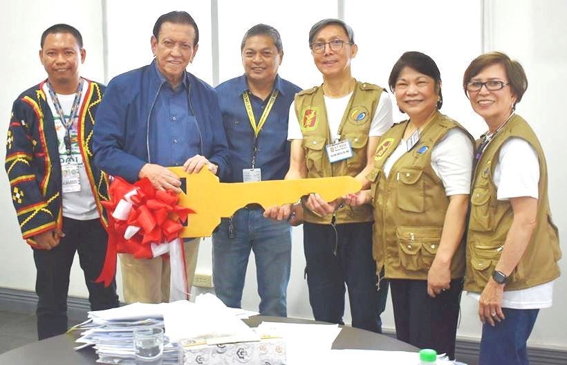 VP Robredo turns over Boys Dormitory project in Sumilao