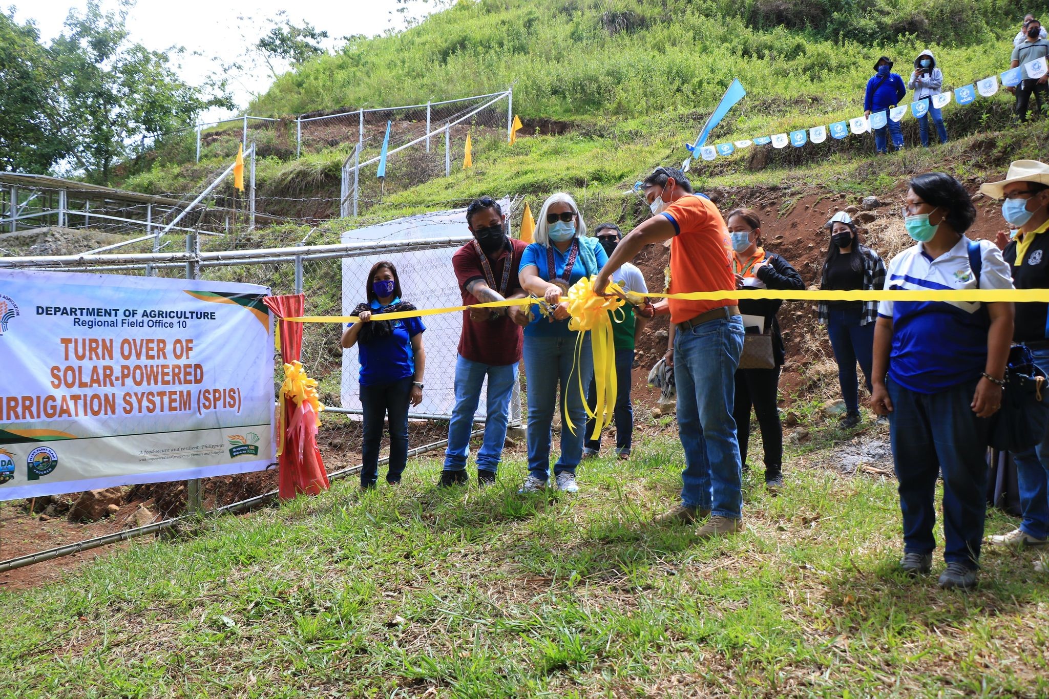 DA, LGU Manolo Fortich leads turnover of P5.2-M Solar-Powered Irrigation System to Brgy. Lingion